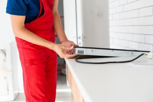 Какие отличия между индукционной и электрической варочной панелью