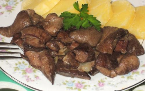 Как почистить маслята быстро и легко. Как быстро и эффективно почистить грибы от пленки? 03 Как почистить маслята быстро и легко. Как быстро и эффективно почистить грибы от пленки? 03