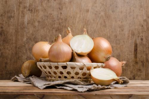 Как выбрать подходящий сорт лука репчатого однолетнего для выращивания в Сибири. Лучшие сорта лука для выращивания из семян