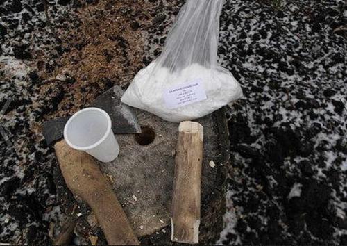 Аммиачная селитра против клена. Принцип воздействия