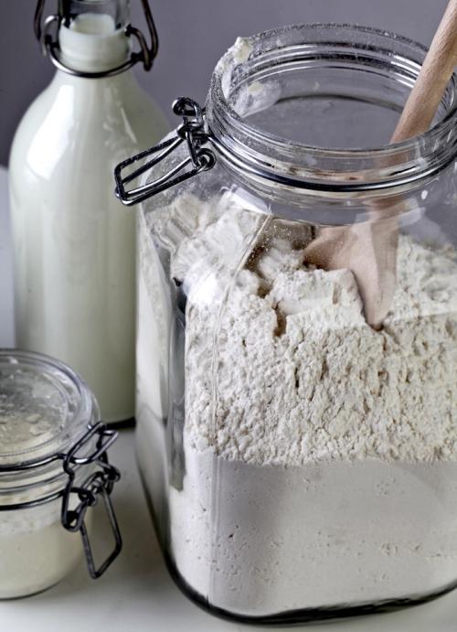 Борьба с сорняками под кустарниками. Агротехнический метод: прополка или вспашка 07