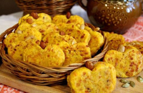 Какие пищевые продукты можно приготовить из тыквенных корков. Что приготовить из остатков тыквы на Хеллоуин: восемь простых блюд, которые будут есть даже мужчины