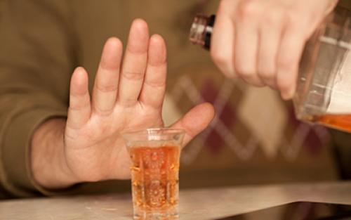 Как предотвратить белую горячку в домашних условиях. Что делать