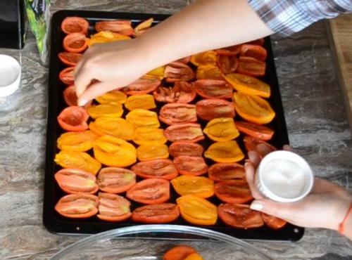 Можно ли вялить розовые помидоры. Вяленые помидоры в домашних условиях. 11 рецептов приготовления в сушилке или духовке