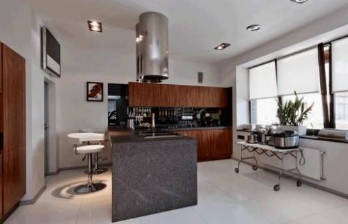 Где живет Дмитрий Дибров. Роскошный дом Дмитрия Диброва