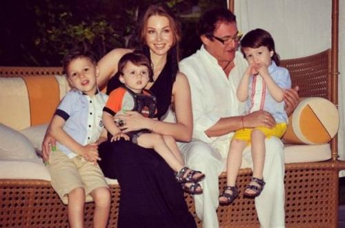 Где живет Дмитрий Дибров. Роскошный дом Дмитрия Диброва