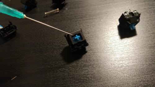 Как снять кейкапы с механической клавиатуры. Восстановление и обслуживание механической клавиатуры