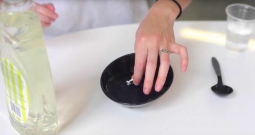 Как почистить золотые серьги с бриллиантом. Инструменты для чистки золота с бриллиантами